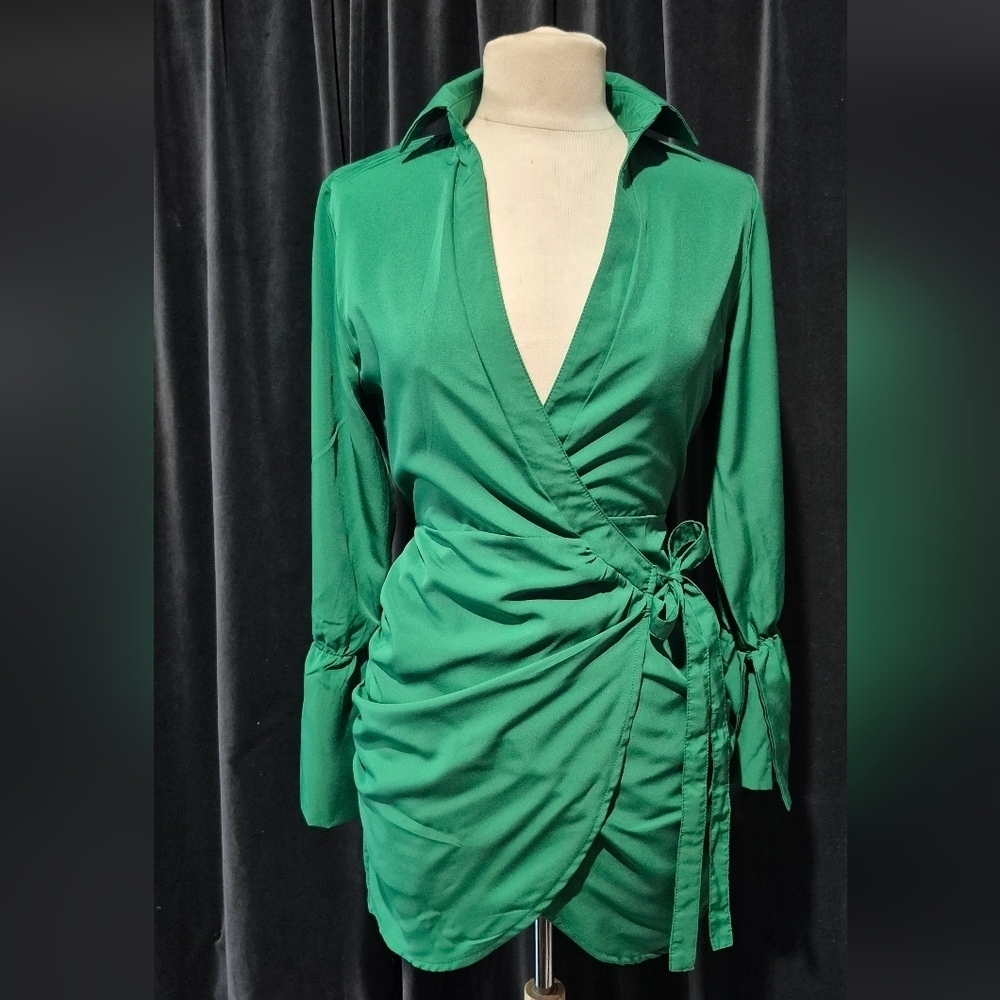 Elegant Green Wrap Dress